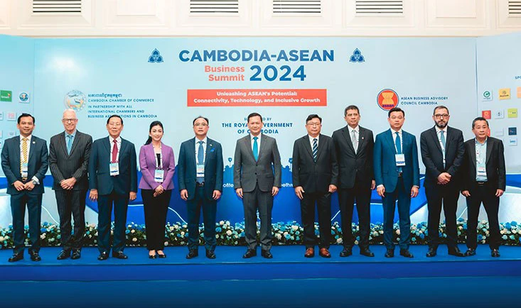 Participants at the Cambodia-ASEAN Business Summit 2024 in Phnom Penh, Cambodia. (Photo: https://www.khmertimeskh.com/)