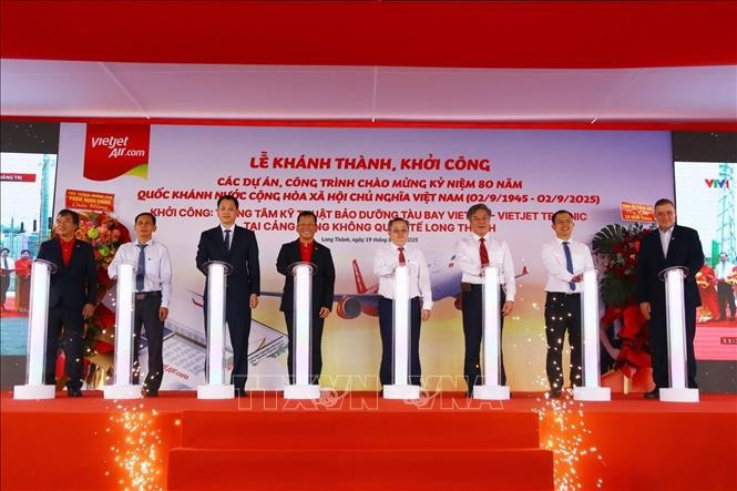 Delegates at the ceremony (Photo: VNA)