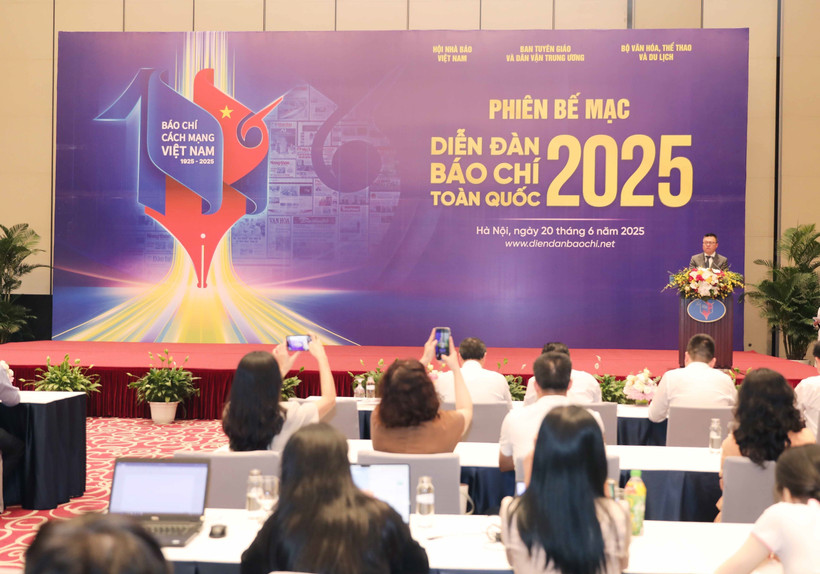 Chairman of the Vietnamese Journalists’ Association Le Quoc Minh speaks at the closing ceremony of the second National Press Forum (Photo: VNA)