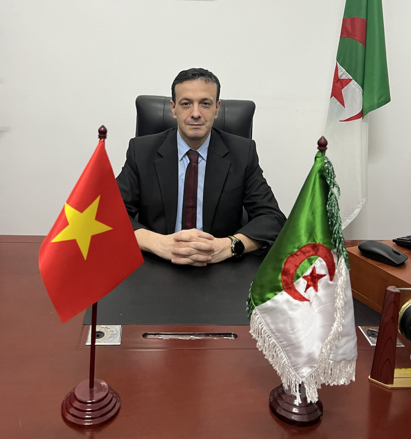 Chargé d'Affaires a.i. of the Algerian Embassy in Vietnam Redha Oucher (Photo courtesy of the embassy)