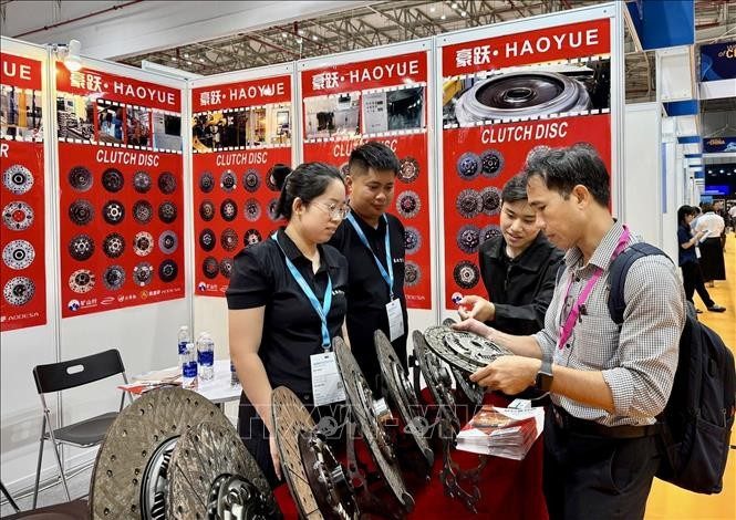 Buyers seek suppliers of globally standardised equipment at Automechanika, opened in HCM City on June 19. (Photo: VNA)