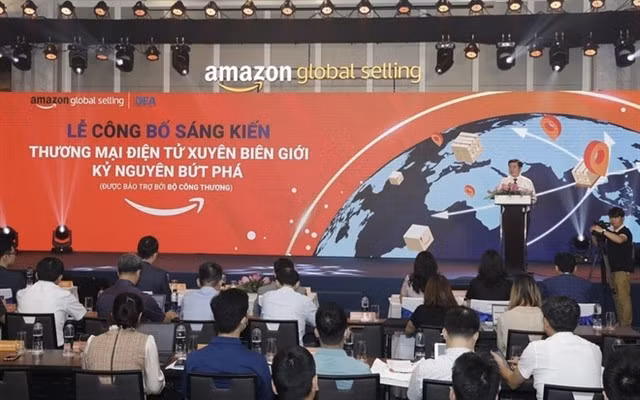 An event to promote sustainable e-commerce in Hanoi. (Photo: VNA)