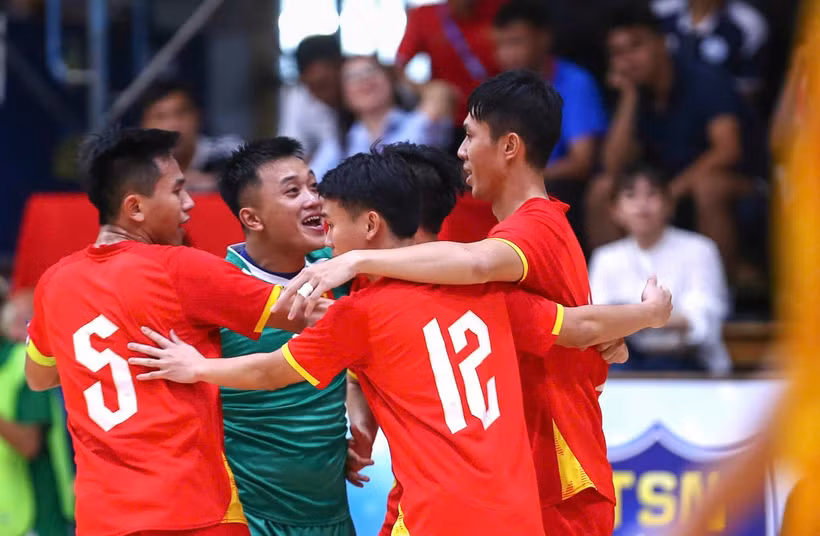 Vietnam's national futsal team will gather in Ho Chi Minh City on August 18 before travelling to Kuwait for training from September 9 to 14. (Photo: VFF)