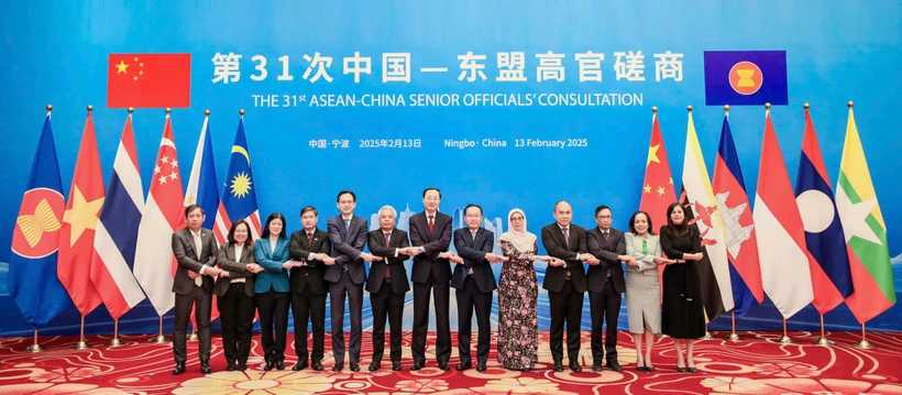 Participants at the 31st ASEAN – China Senior Officials' Consultation held in Ningbo city, China's Zhejiang province, on February 12–13. (Photo: Ministry of Foreign Affairs)