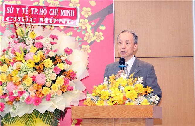 Masuo Ono, Consul General of Japan in HCM City, speaks at the inauguration ceremony of the clinic (Photo: VNA)