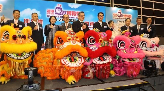 The Consulate General of Vietnam in Hong Kong and Macau opens a booth to promote Vietnam's tourism at the Hong Kong Holiday and Travel Expo 2025. (Photo: VNA)