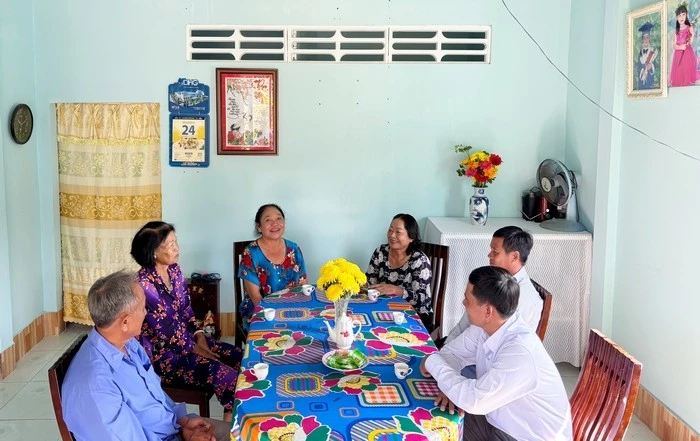 A disadvantaged household in the southern province of Vinh Long have new house on the occasion of Lunar New Year celebration. (Photo: baovinhlong.com.vn)