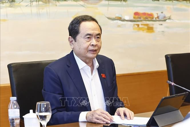 NA Chairman Tran Thanh Man speaks at the group discussion on May 21. (Photo: VNA)