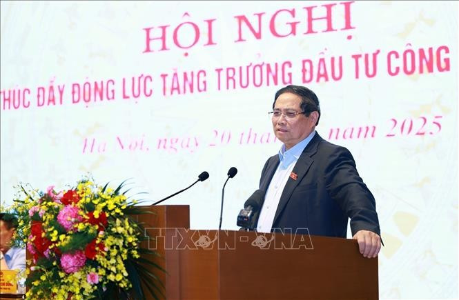 PM Pham Minh Chinh speaks at the conference. (Photo: VNA)