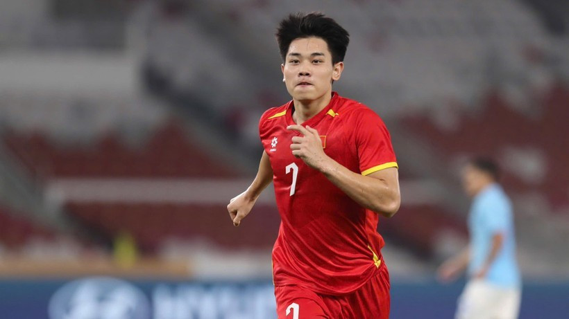 Vietnam's U23 national football team will meet Group A runners-up U23 Philippines in the 2025 ASEAN U23 Championship semifinals. (laodongthudo.vn)