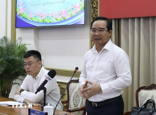 Chairman of the HCM City People’s Committee Nguyen Van Duoc speaks at the seminar. (Photo: VNA)