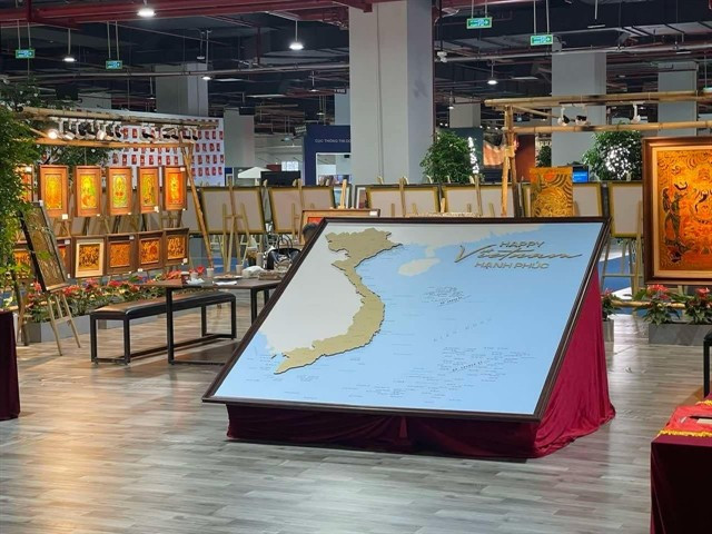 A corner at the exhibition "Vietnam Hanh Phuc" (Happy Vietnam). (Photo vietnamplus.vn)