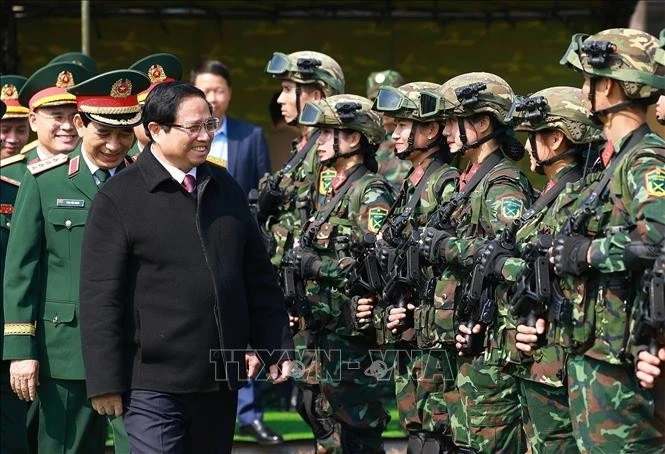 PM Pham Minh Chinh visits Brigade K3 (Photo: VNA)