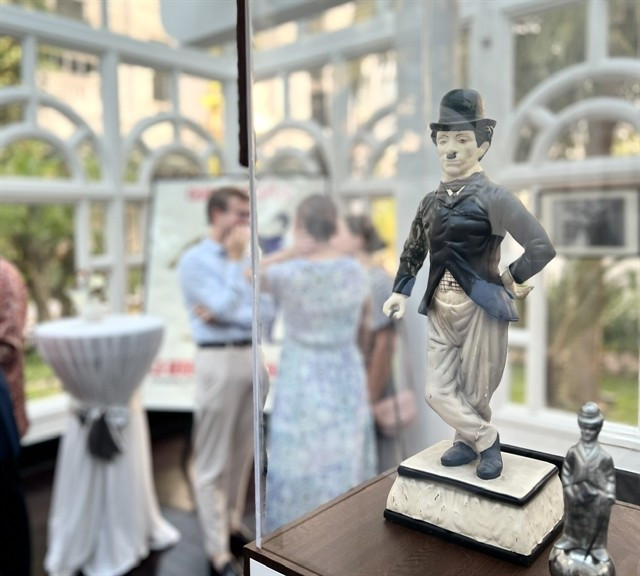A figurine of Charlie Chaplin is among the notable items featured in the exhibition ‘Charlie Chaplin: Echoes of a Legend’. (Photo: VNA)