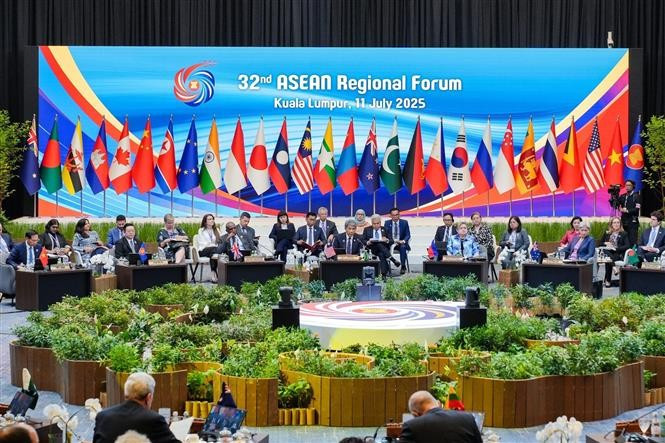 The 32nd ARF is held in Kuala Lumpur, Malaysia, on July 11. (Photo: VNA)