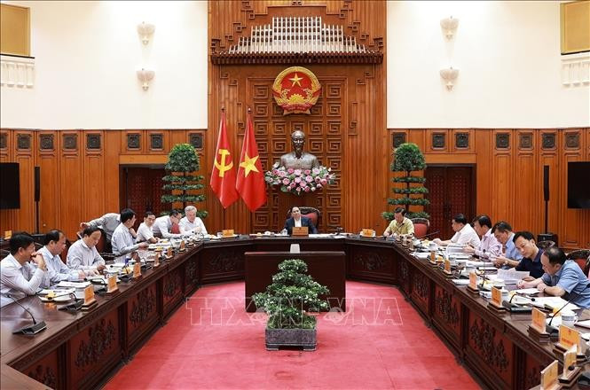 At the meeting of the Government Party Committee's Standing Board in Hanoi on July 1 (Photo: VNA)
