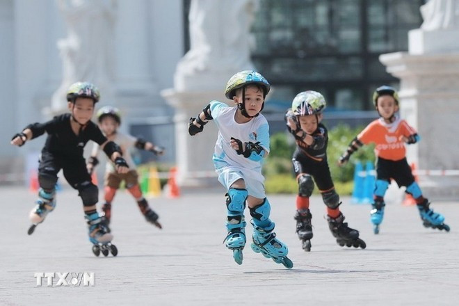 Caring for the material and spiritual life of the people - such as poverty reduction, access to education and healthcare services - is a concrete expression of the policy of placing people at the core and as the subject of socio-economic development. (Illustrative image. Source: VNA)