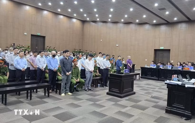 Defendants at the court (Photo: VNA)