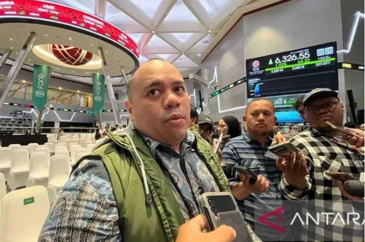 Chief Investment Officer (CIO) of the sovereign wealth fund Danantara, Pandu Sjahrir, at the IDX building in Jakarta on April 14, 2025. (Photo: ANTARA) 