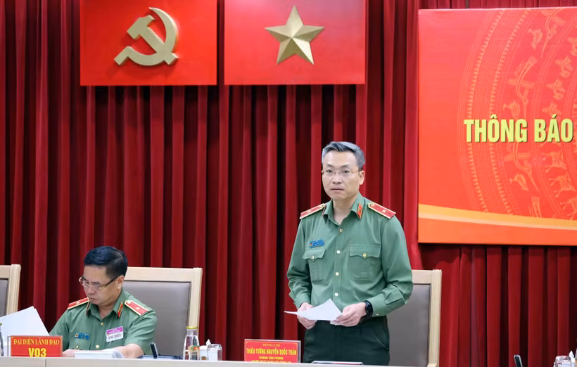 Major General Nguyen Quoc Toan, chief of the office and spokesperson of the Ministry of Public Security, speaks at the press conference in Hanoi on July 7. (Photo: VNA)