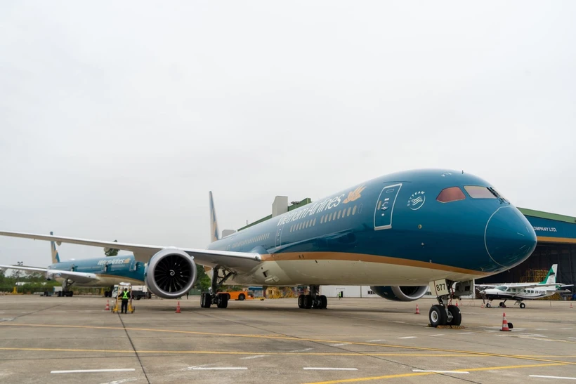 Vietnam Airlines is the first Vietnamese carrier to use sustainable aviation fuel (SAF) for all flights departing from Europe. (Photo: VNA)