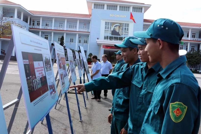 The exhibition on Truong Sa, Hoang Sa is underway in Ba Ria - Vung Tau province. (Photo:VNA)