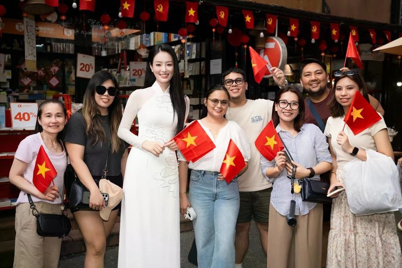 Visitors’ delight as the nation comes together to celebrate the grand occasion. (Photo: VietnamPlus)