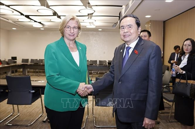 Chairman of the National Assembly Tran Thanh Man (right) and President of the German Bundesrat Anke Rehlinger. (Photo: VNA)