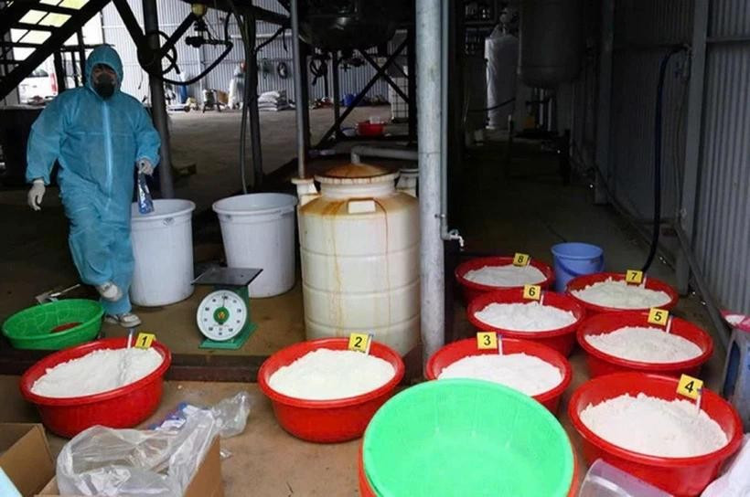 At the synthetic drug production facility in Khanh Hoa. (Photo provided by the police)