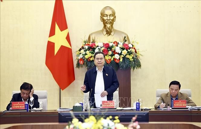 Secretary of the NA Party Committee and NA Chairman Tran Thanh Man addresses the meeting. (Photo: VNA)