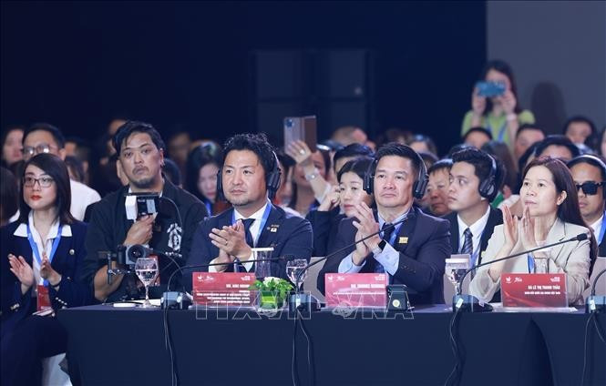 Participants in the high-level dialogue of the Vietnam Private Sector Forum (VPSF) 2025. (Photo: VNA)