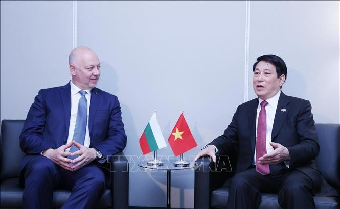 State President Luong Cuong meets Bulgarian Prime Minister Rosen Zhelyazkov. (Photo: VNA)