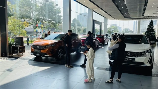 A car showroom in Hanoi. (Photo: VNA)