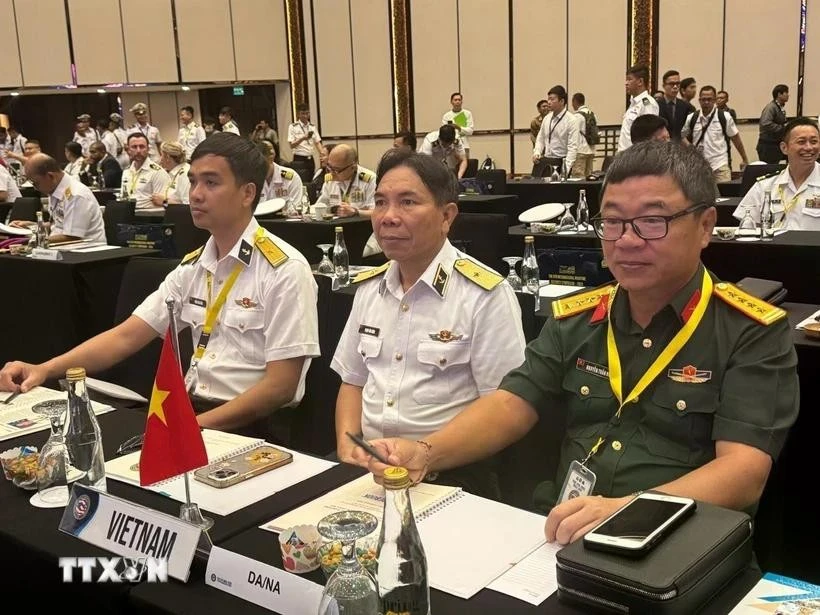 The Vietnamese delegation at the 6th International Maritime Security Symposium in Bali, Indonesia (Photo: VNA)