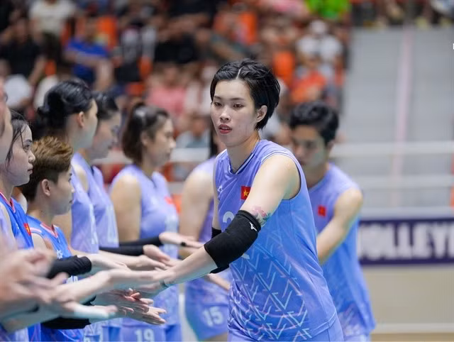 Tran Thi Thanh Thuy competes in the AVC Nations Cup 2025. (Photo: VNA)