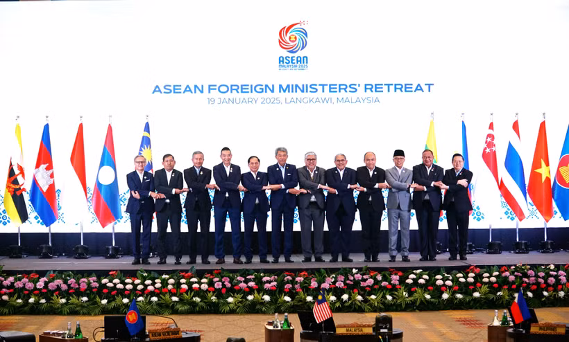 Heads of delegations and delegates at the ASEAN Foreign Ministers' Retreat. (Photo: VNA)