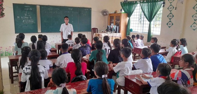 A Khmer class at Ta Mum pagoda in Dinh Hoa commune of An Giang province. (Photo: VNA)