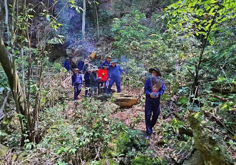 The recovered remains have been brought to the Memorial House dedicated to President Ho Chi Minh and Vietnamese martyrs in Phon Sa Van town, Xiangkhouang province of Laos. (Photo: VNA)