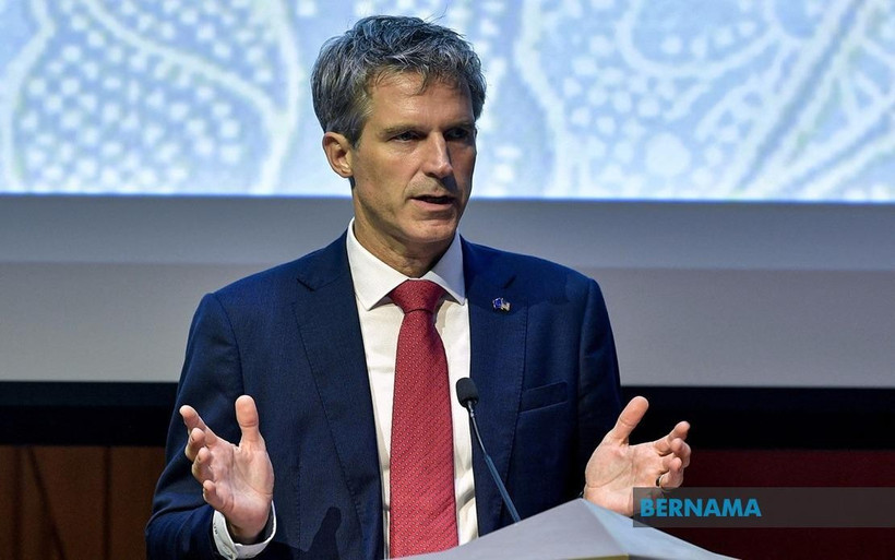 Ambassador of the European Union to Malaysia Rafael Daerr delivers a keynote address at the Powering Resilience: EU-Malaysia Partnership in Turbulent Times forum. (Photo: Bernama) 