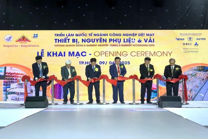 At the opening ceremony of Saigontex - Saigonfabric 2025 (Photo: VNA)