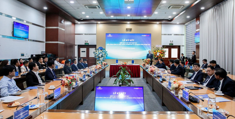 An overview of the signing ceremony on December 22 (Photo: VNA)