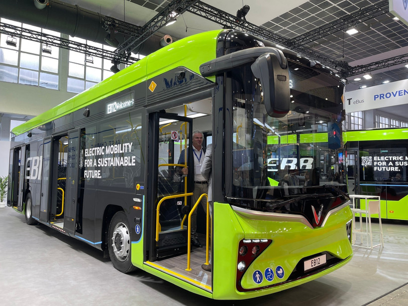 Vinfast's EB12 electric bus model at Busworld Europe 2025 in Brussels, Belgium. (Photo: VNA)
