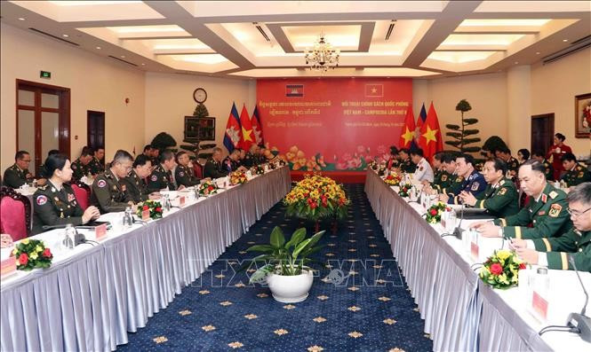 A view of the eighth Vietnam–Cambodia Defence Policy Dialogue, held in Ho Chi Minh City on October 29, 2025. (Photo: VNA)
