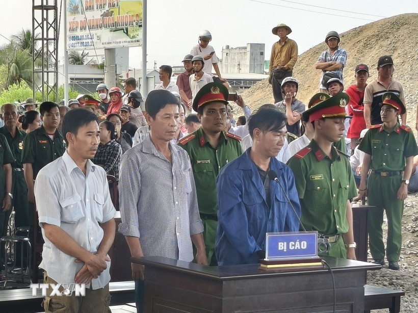At a mobilse trial in Song Doc commune, Ca Mau province on November 12. (Photo: VNA)