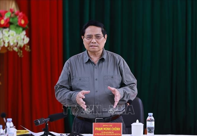 Prime Minister Pham Minh Chinh addresses the working session with Thanh Hoa officials on November 9. (Photo: VNA)