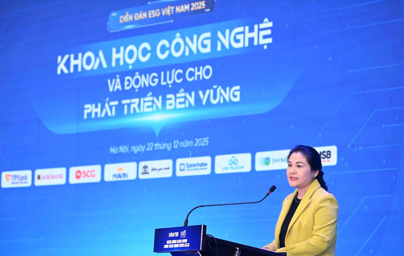 Deputy Minister of Home Affairs Nguyen Thi Ha speaks at the forum. (Photo: dantri.com.vn)