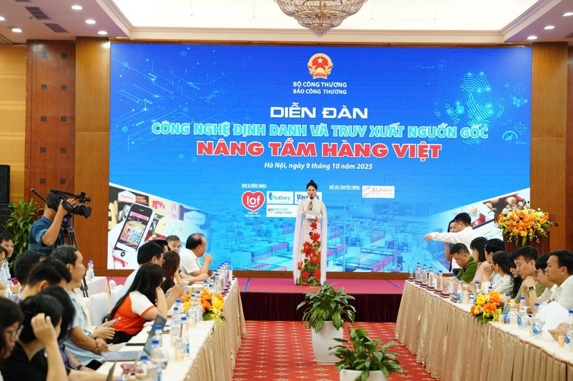 The forum “Identification Technology and Traceability – Elevating Vietnamese Goods” organised by Industry and Trade Newspaper. (Photo: VNA)