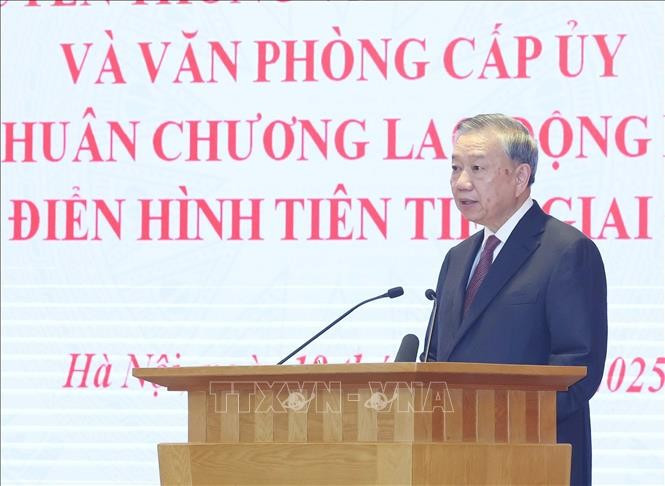 Party General Secretary To Lam addressing the ceremony (Photo: VNA)