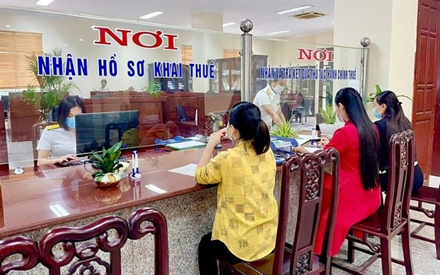 At a tax office in Hanoi (Photo: VNA)