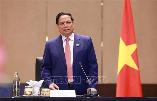 PM Pham Minh Chinh speaks at the working session with Vietnamese ambassadors to ASEAN and regional countries sharing maritime borders with Vietnam on October 28, 2025 on the sidelines of the 47th ASEAN Summit and Related Summits in Kuala Lumpur, Malaysia. (Photo: VNA)